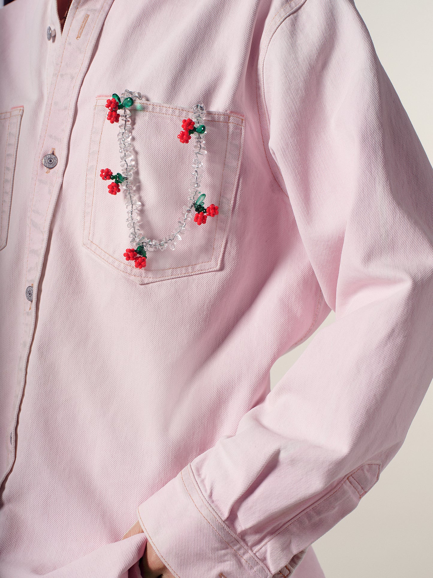 cherry / rock crystal