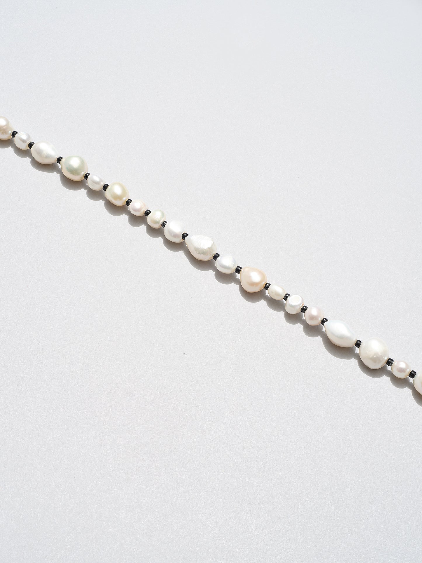pearl / black