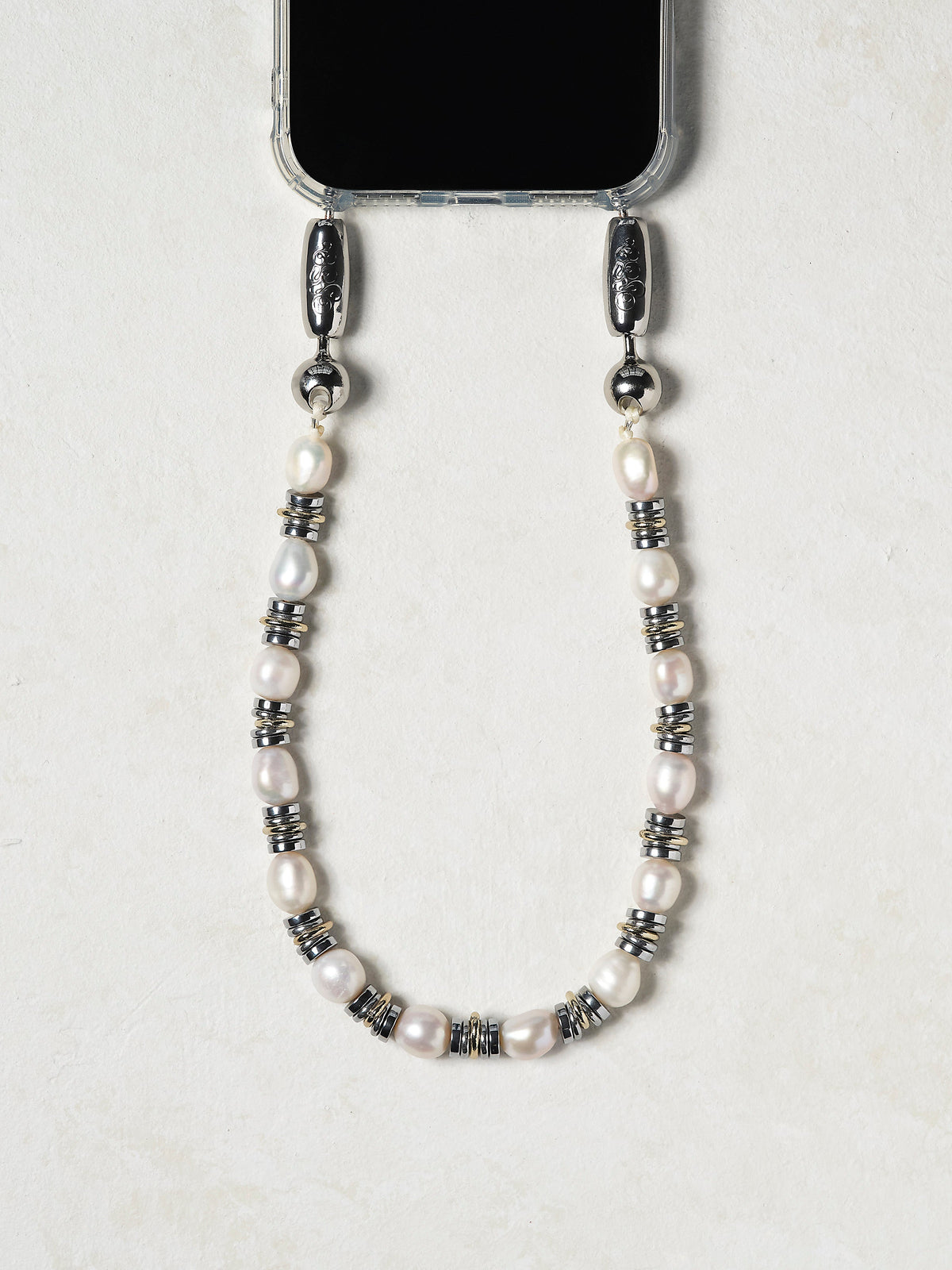 Surround Pearl Wristlet