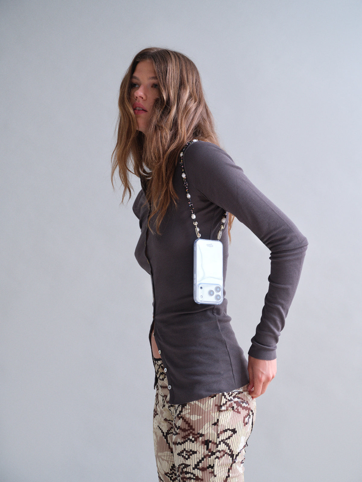 Veneto + Pearl Shoulder Length