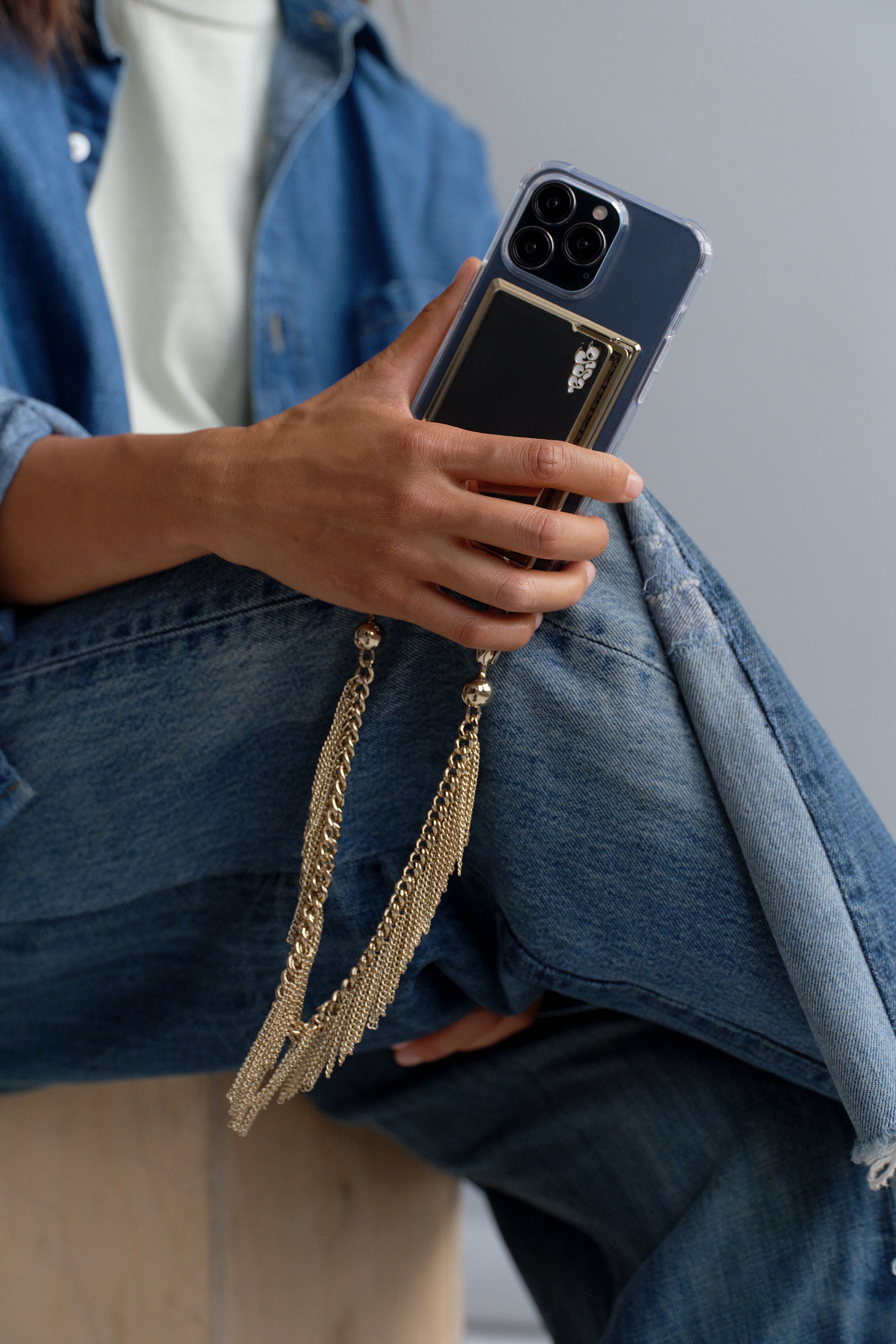 高質で安価 Fringe Chain Wristlet – OSSA NEW YORK アクセサリー