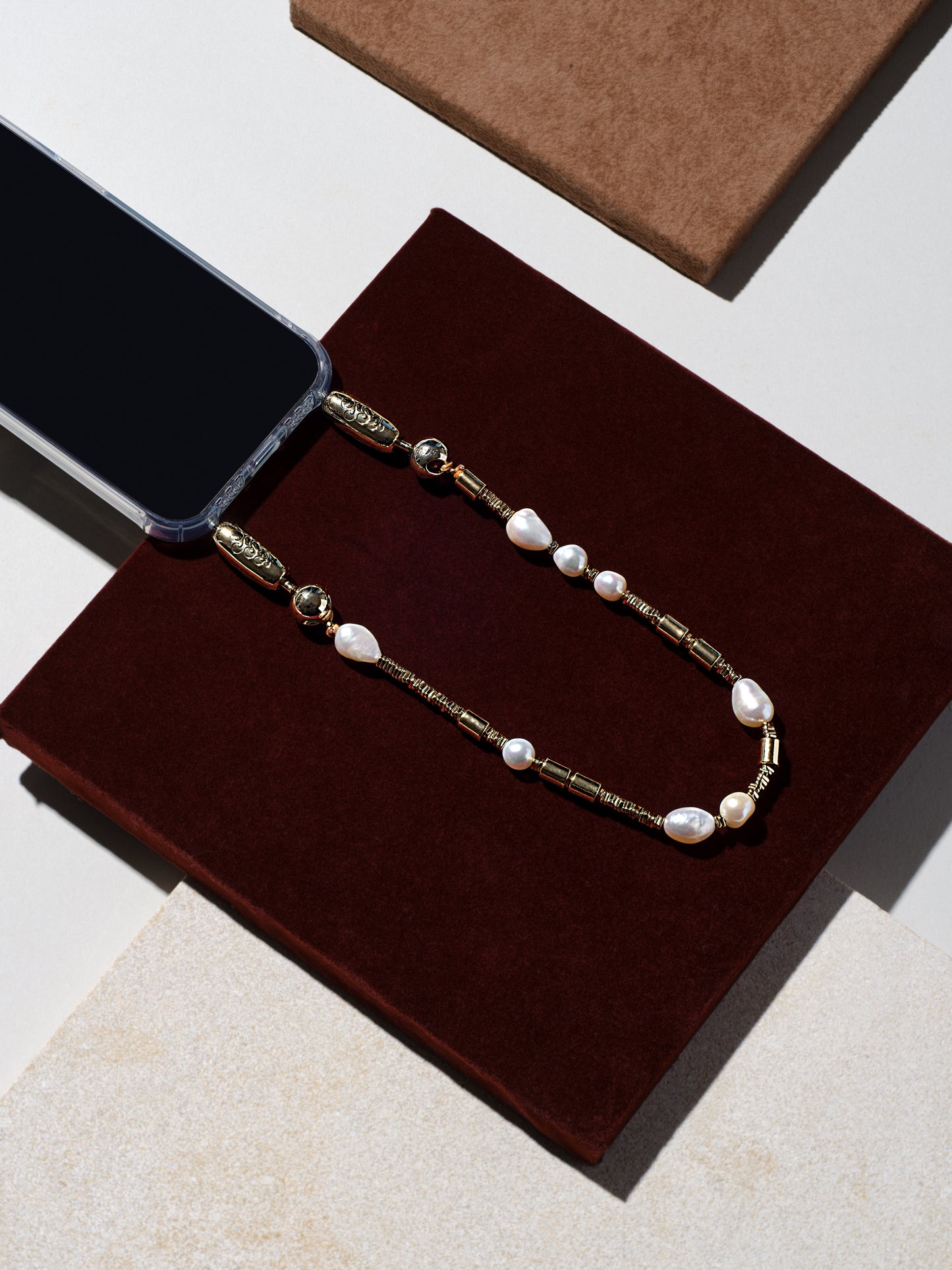 Pearl / Gold
